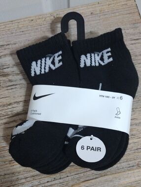 Nike Black 6 Pack Cushioned Ankle Socks Boy's YTH-10C-3Y 🆕